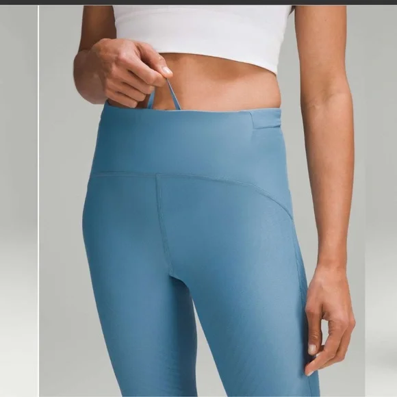 Lululemon SenseKnit Running High-Rise Tight - Picture 3 of 7